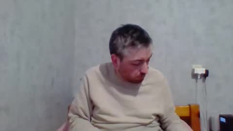 Snapshot of maximefrxx chatting on December 16, 2024, 7:00 pm Maxime online show from December 16, 2024, 7:00 pm