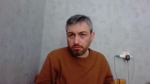 Snapshot of maximefrxx chatting on April 7, 2026, 10:48 am Maxime online show from April 7, 2026, 10:48 am