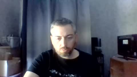 Snapshot of maximefrxx chatting on June 25, 2026, 8:52 am Maxime online show from June 25, 2026, 8:52 am