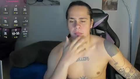 Snapshot of maximiliano_scoott_ chatting on July 13, 2026, 7:05 pm maximiliano_scoott_ online show from July 13, 2026, 7:05 pm