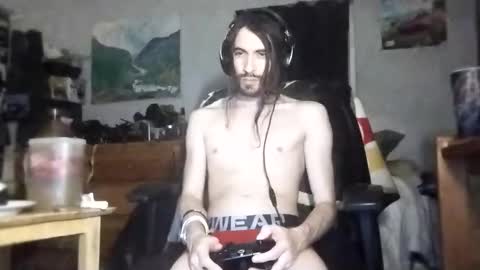 maximillianpayan95 online show from May 28, 2026, 6:43 am