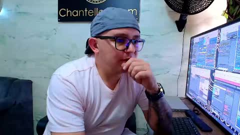  Maximo  online show from April 29, 2026, 4:22 pm