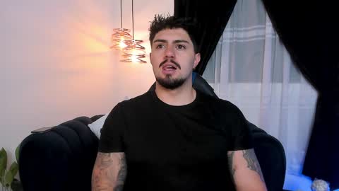 Maximo online show from January 22, 2025, 6:20 am