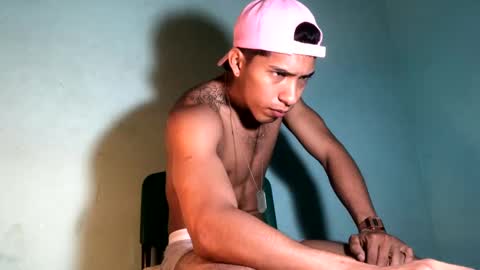 Snapshot of maximo_vega_new chatting on January 30, 2025, 6:35 am Maximo Aron Vega online show from January 30, 2025, 6:35 am