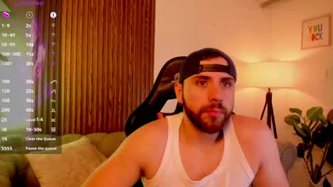 Snapshot of maximo_wolf1 chatting on June 2, 2026, 8:33 pm Maximo Wolf online show from June 2, 2026, 8:33 pm
