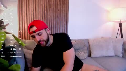 Snapshot of maximo_wolf1 chatting on June 11, 2026, 8:40 pm Maximo Wolf online show from June 11, 2026, 8:40 pm