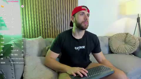 Snapshot of maximo_wolf1 chatting on July 2, 2026, 9:10 pm Maximo Wolf online show from July 2, 2026, 9:10 pm