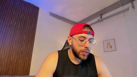 Snapshot of maximo_wolf1 chatting on August 1, 2026, 8:19 pm Maximo Wolf online show from August 1, 2026, 8:19 pm