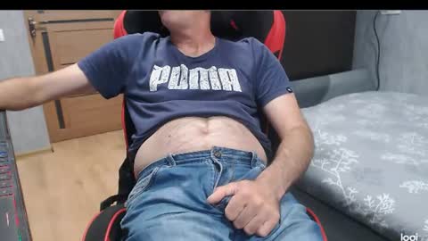 maximus3334 online show from July 25, 2026, 9:34 pm