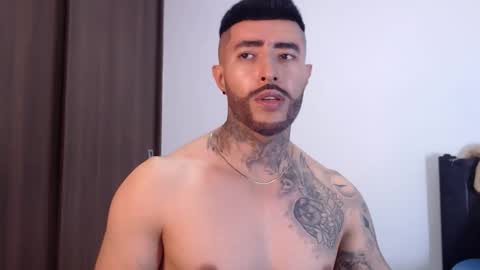 Snapshot of maximus_golden chatting on January 15, 2025, 4:47 am Independent Model online show from January 15, 2025, 4:47 am