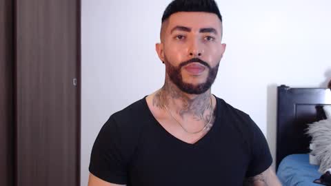 Snapshot of maximus_golden chatting on February 3, 2025, 5:18 am Independent Model online show from February 3, 2025, 5:18 am