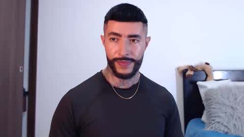 Snapshot of maximus_golden chatting on February 13, 2025, 5:05 am Independent Model online show from February 13, 2025, 5:05 am