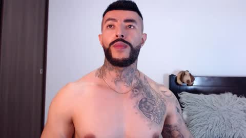 Snapshot of maximus_golden chatting on February 25, 2025, 3:42 am Independent Model online show from February 25, 2025, 3:42 am