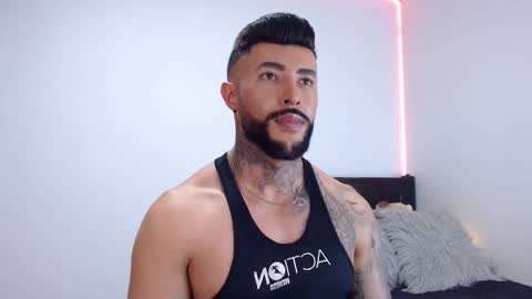 Snapshot of maximus_golden chatting on September 18, 2025, 5:09 am Independent Model online show from September 18, 2025, 5:09 am