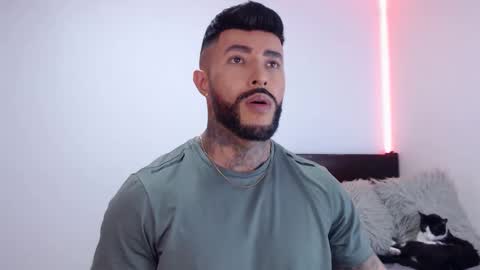 Snapshot of maximus_golden chatting on October 20, 2025, 12:44 am Independent Model online show from October 20, 2025, 12:44 am