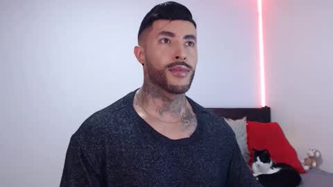 Snapshot of maximus_golden chatting on November 25, 2025, 2:22 am Independent Model online show from November 25, 2025, 2:22 am