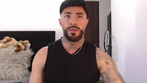 Snapshot of maximus_golden chatting on June 3, 2026, 4:04 am Independent Model online show from June 3, 2026, 4:04 am