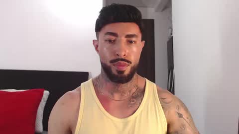 Snapshot of maximus_golden chatting on June 18, 2026, 4:57 am Independent Model online show from June 18, 2026, 4:57 am