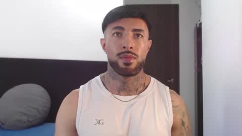 Independent Model online show from July 18, 2026, 5:22 am