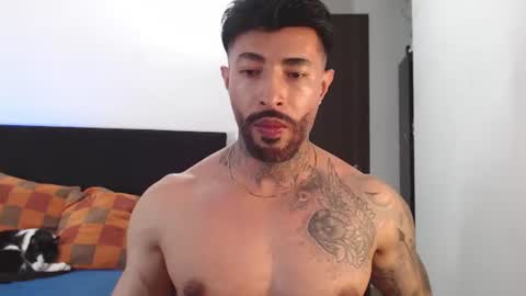 Independent Model online show from July 31, 2026, 4:01 am