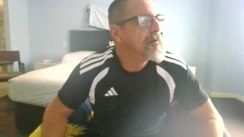 Snapshot of maximus_oreally chatting on May 30, 2026, 1:35 am Max online show from May 30, 2026, 1:35 am