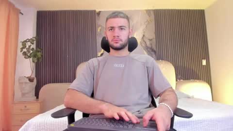 Maximus online show from May 1, 2026, 12:10 pm
