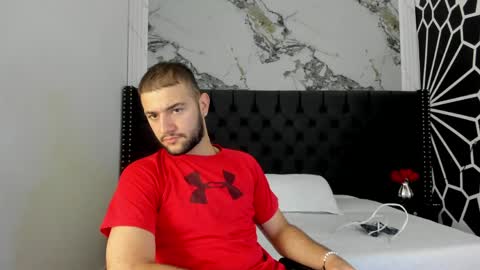 Snapshot of maximusclark1_ chatting on May 18, 2026, 12:22 pm Maximus online show from May 18, 2026, 12:22 pm