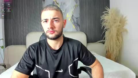 Snapshot of maximusclark1_ chatting on July 29, 2026, 12:03 pm Maximus online show from July 29, 2026, 12:03 pm
