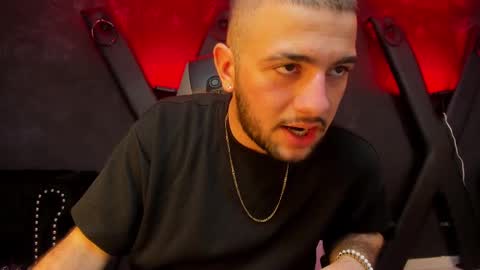 Snapshot of maximusdick1_ chatting on September 18, 2025, 3:52 am Maximus online show from September 18, 2025, 3:52 am