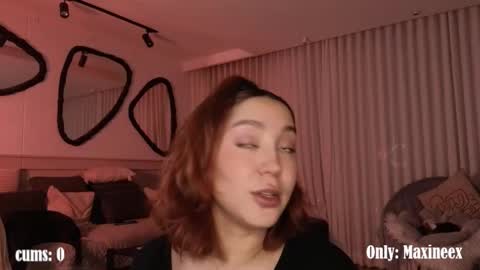 Snapshot of maxine_8 chatting on March 19, 2026, 11:42 pm Maxine online show from March 19, 2026, 11:42 pm
