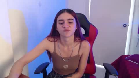 Snapshot of maxinesex_ chatting on May 19, 2026, 2:12 pm maxinesex_ online show from May 19, 2026, 2:12 pm