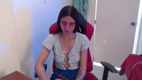 Snapshot of maxinesex_ chatting on June 1, 2026, 1:57 pm maxinesex_ online show from June 1, 2026, 1:57 pm