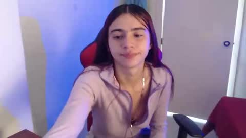 Snapshot of maxinesex_ chatting on June 3, 2026, 1:36 pm maxinesex_ online show from June 3, 2026, 1:36 pm