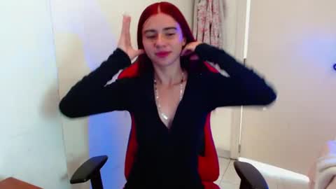 Snapshot of maxinesex_ chatting on July 8, 2026, 2:10 pm maxinesex_ online show from July 8, 2026, 2:10 pm