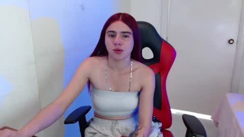 Snapshot of maxinesex_ chatting on July 15, 2026, 3:28 pm maxinesex_ online show from July 15, 2026, 3:28 pm