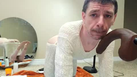 Snapshot of maxjr8008 chatting on January 1, 2025, 10:56 pm maxjr8008 online show from January 1, 2025, 10:56 pm