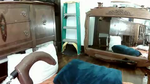 Snapshot of maxjr8008 chatting on February 15, 2026, 7:51 am maxjr8008 online show from February 15, 2026, 7:51 am