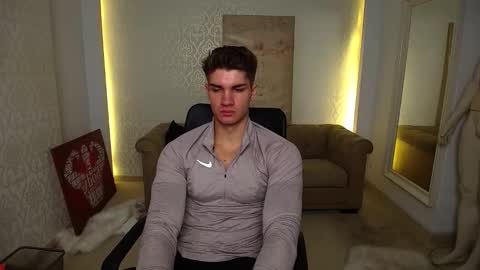 Snapshot of maxkaiden chatting on October 1, 2025, 4:51 am MaxKaiden online show from October 1, 2025, 4:51 am