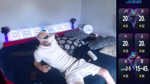 Snapshot of maxrouger chatting on September 26, 2025, 7:40 pm MaxRouger online show from September 26, 2025, 7:40 pm