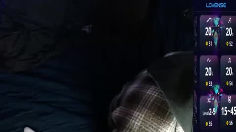 Snapshot of maxrouger chatting on October 24, 2025, 7:27 am MaxRouger online show from October 24, 2025, 7:27 am