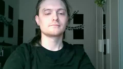 Snapshot of maxs_93 chatting on March 14, 2026, 6:13 pm maxs_93 online show from March 14, 2026, 6:13 pm