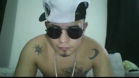 MaxTaylor online show from April 25, 2026, 5:10 am