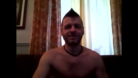 MaxTheWolf online show from December 21, 2025, 1:18 pm