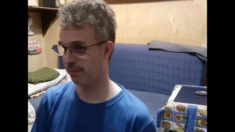 Maximiliano online show from December 8, 2024, 5:18 am