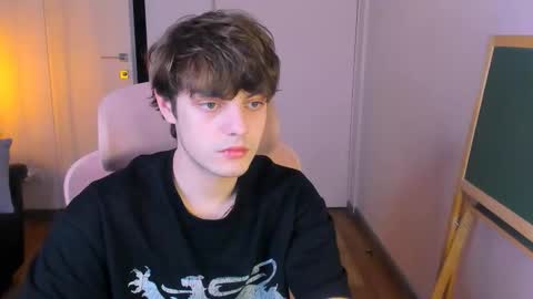 Max online show from March 6, 2026, 6:48 pm