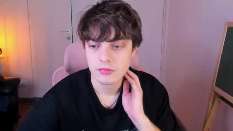 Max online show from March 7, 2026, 6:38 pm