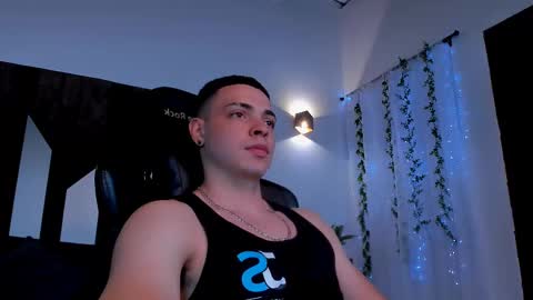 MAX online show from February 6, 2025, 12:43 am