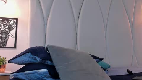 MAX online show from March 4, 2025, 2:06 am