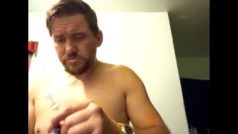 Snapshot of maxx916 chatting on October 28, 2025, 2:26 am Max online show from October 28, 2025, 2:26 am