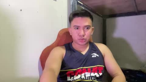 Snapshot of maxxurbate_ chatting on February 5, 2026, 12:21 pm Bryan online show from February 5, 2026, 12:21 pm